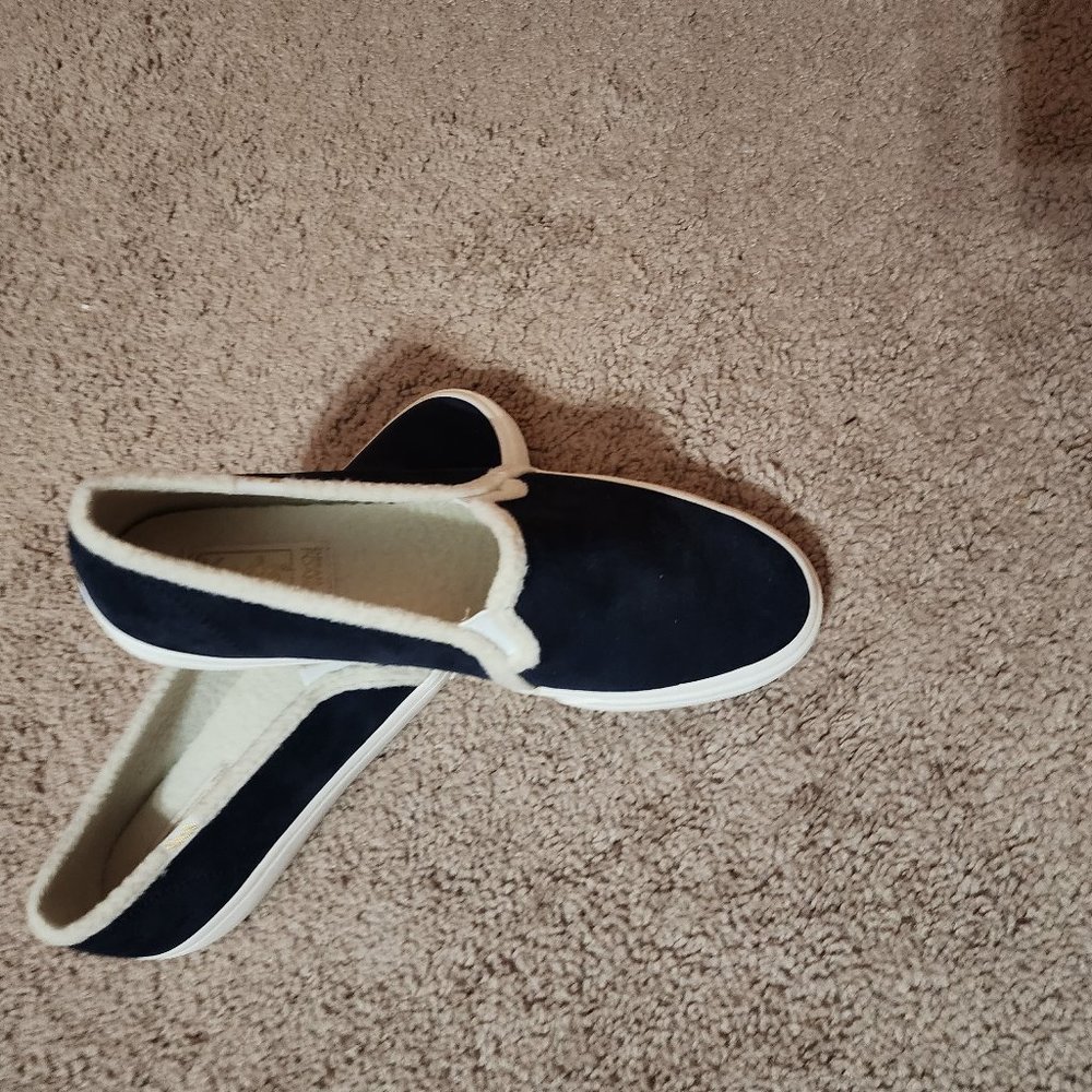 Navy Blue Sherpa Lined Keds Size 11